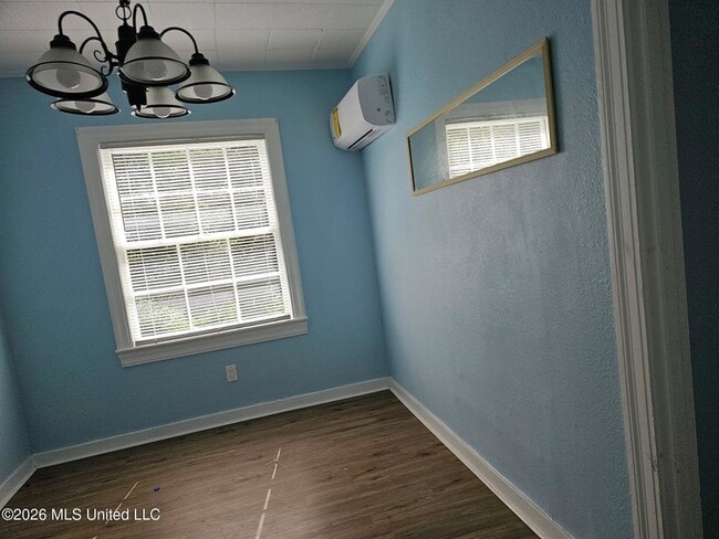 Photo - 1816 Kenmore Dr