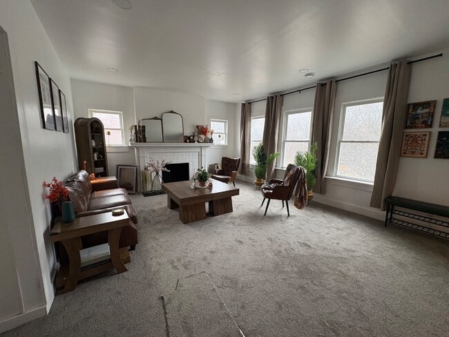 Photo - 3317 Webb St