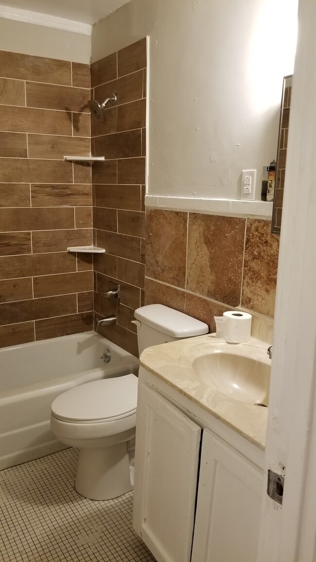 Photo - 620 W Shawnee Dr