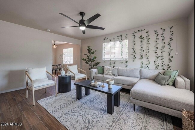 Photo - 3611 N 21st Dr