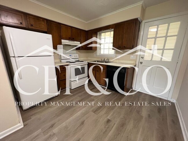 Photo - Adorable 2 bedroom 1 bathroom duplex now available in Inman!