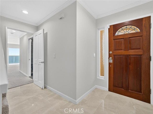 Photo - 703 Esplanade