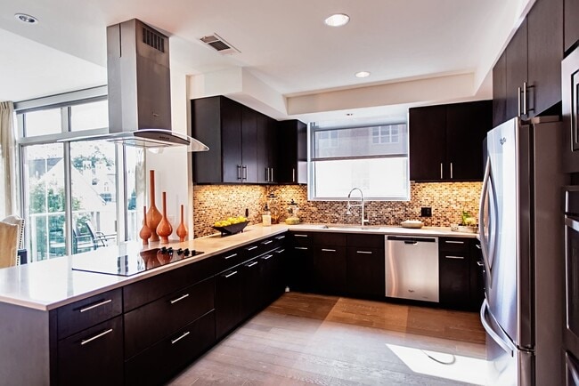 Photo - 5122 Morningside Dr Unit 701