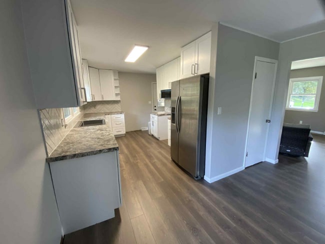 Photo - 412 Western Cir