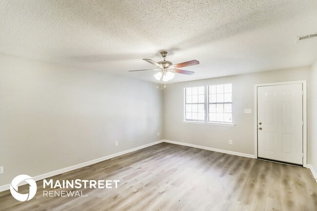 Photo - 5674 Ballenmoor Dr