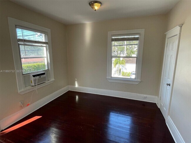 Photo - 1309 SE 1st St Unit 3