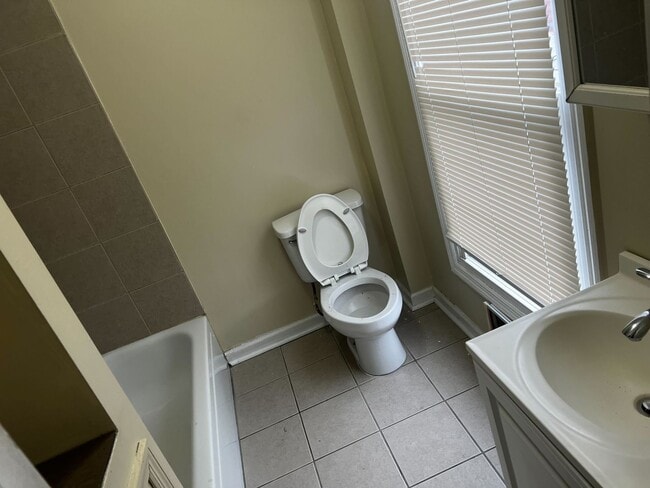 Building Photo - 14 101st St Unit 2F