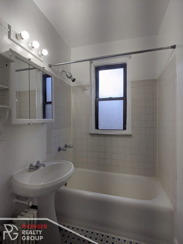 3831 N Fremont St Unit 215