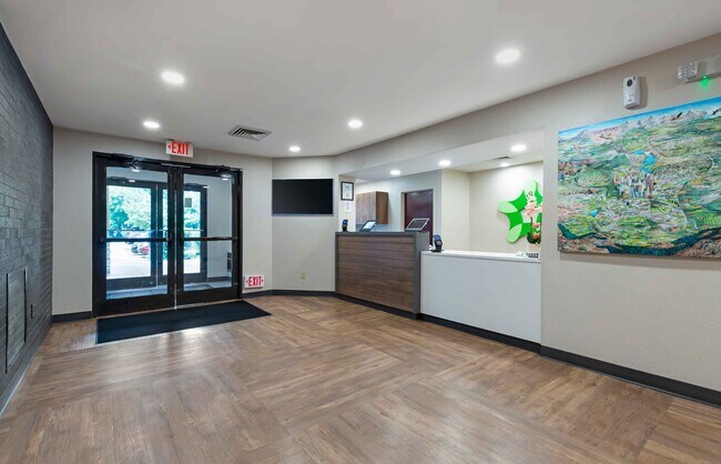 Furnished Studio-Washington, D.C. - Alexandria - Landmark