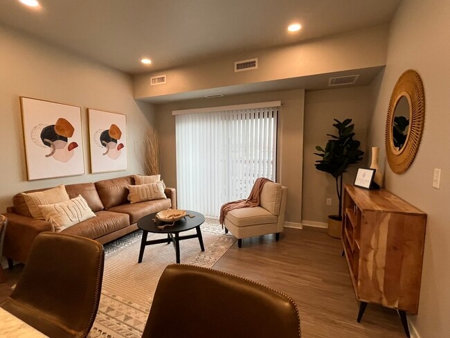 Photo - Center Stage