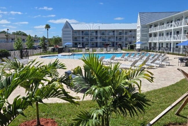 Building Photo - Parkview Village