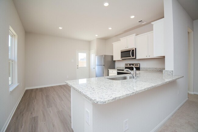 Photo - 8022 Burnt Orchid Dr