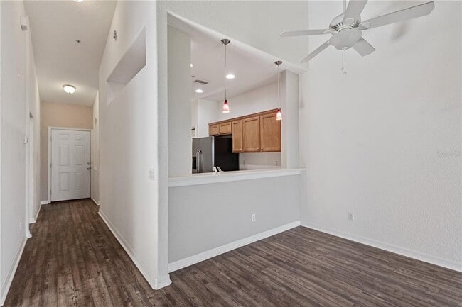 Photo - 819 Fairwaycove Ln Unit 206