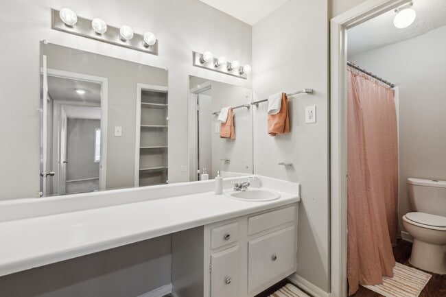 Photo - Stratford Arms