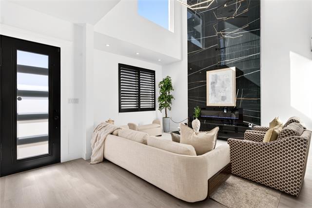 Photo - 531 W Laureland Rd