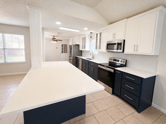 Photo - 9734 Willmont Rd