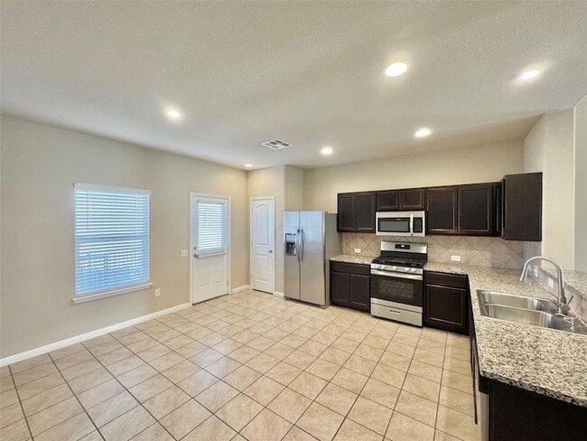 Photo - 1521 Maier Dr