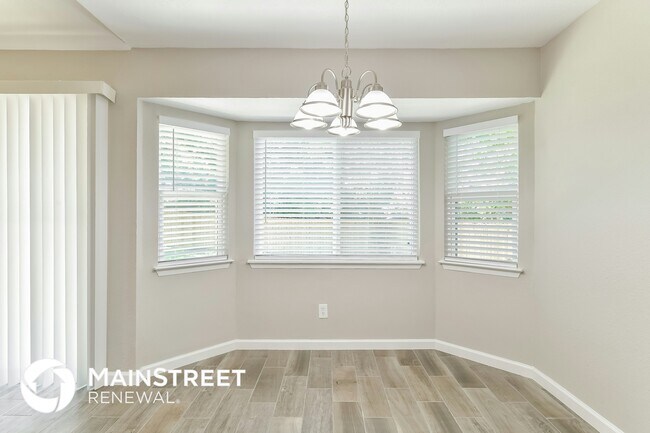 Photo - 9550 New World Dr