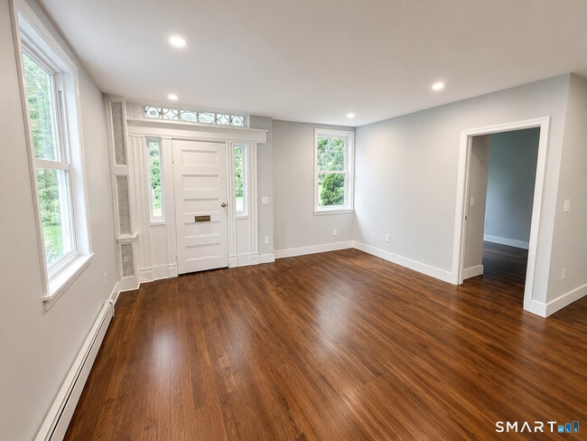 Photo - 35 Wooster St Unit 1