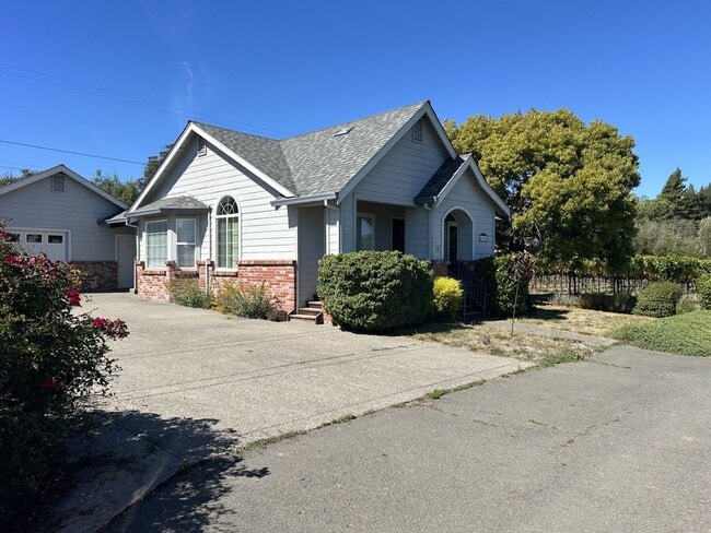 1806 Darby Rd