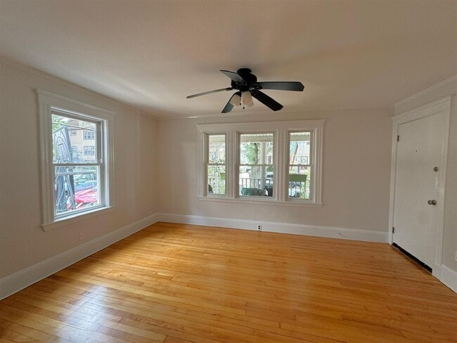 Photo - 9 Gordon St Unit 1