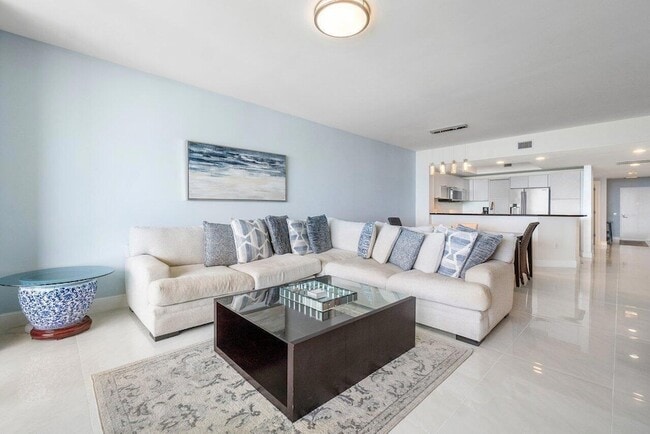 Photo - 2650 Lake Shore Dr Unit 1003