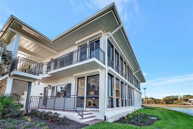 Photo - 2258 Gulf Shore Blvd N Unidad O1