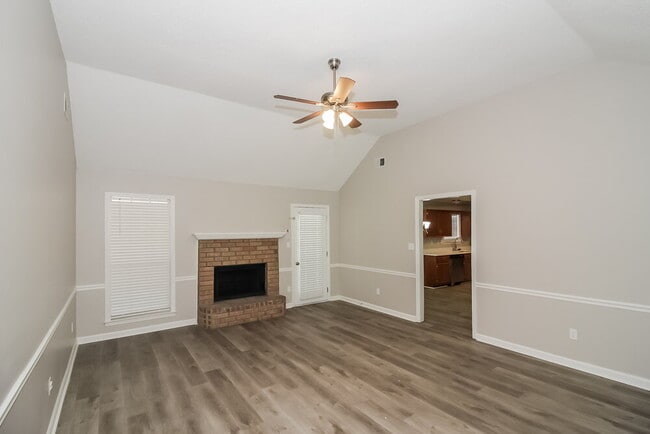 Photo - 4172 Hidden Fern Ln N