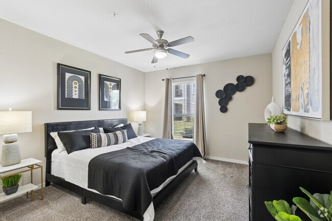 2BR, 2BA - 1,200SF - Bedroom