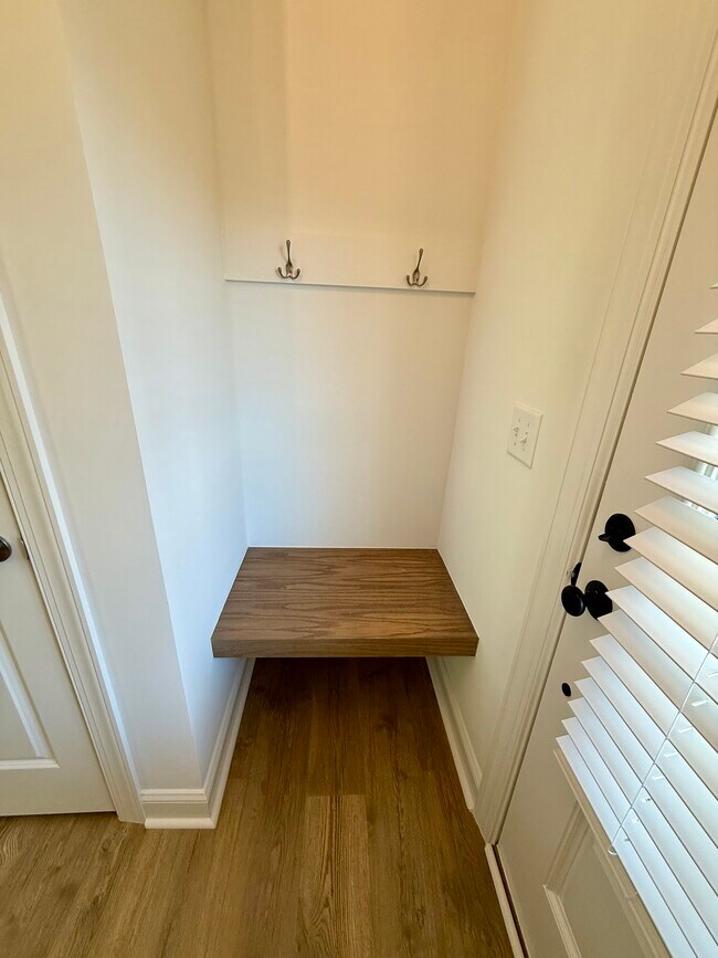 Photo - 1108 Rand St Unit B