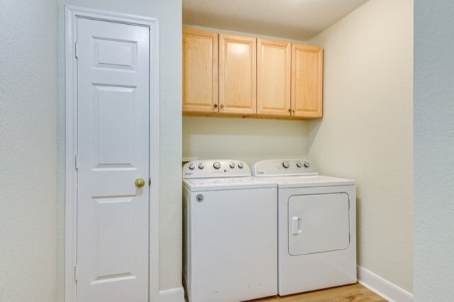 Building Photo - 605-606 6th St Unit D