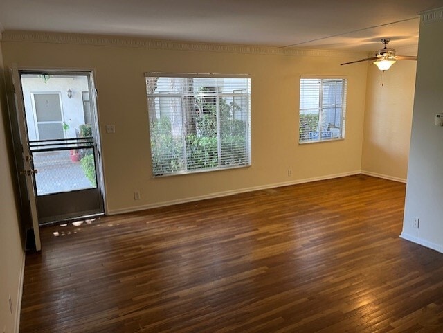 Building Photo - 3175 S Barrington Ave Unit B Rental
