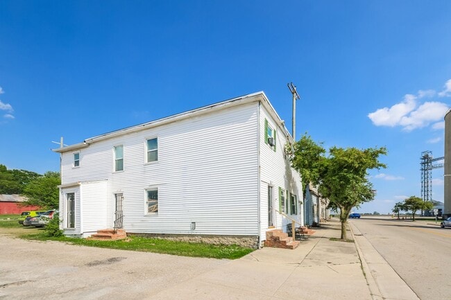 Photo - 124 S Chillicothe St Unit 4