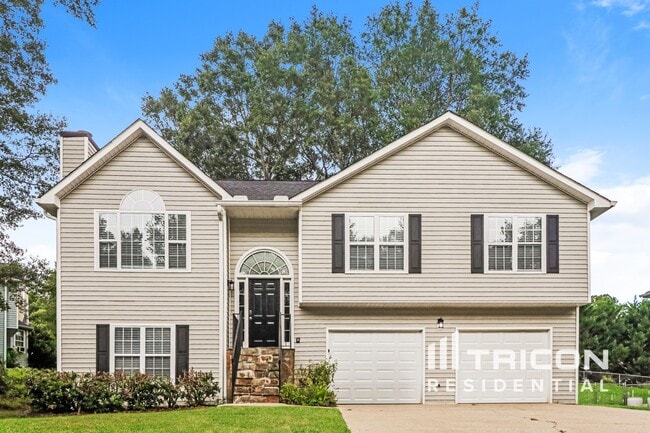 Building Photo - 5922 Graywood Cir SE Rental