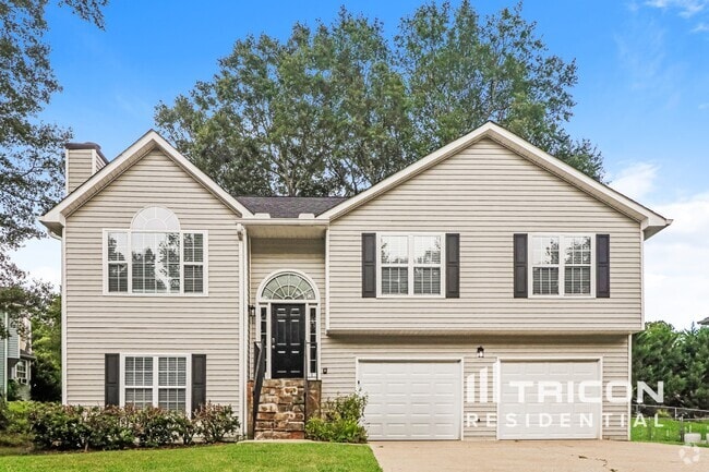 Building Photo - 5922 Graywood Cir SE Rental