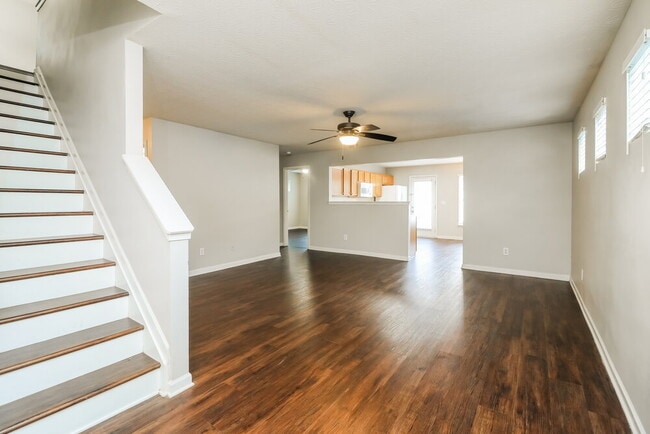 Photo - 320 Arrowhead Dr