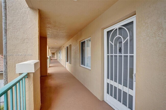 Photo - 12547 Imperial Isle Dr Unit 206