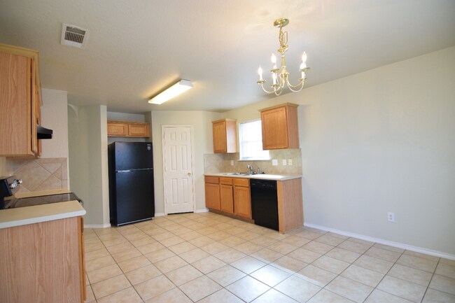 Photo - 1601 Schottische Ln