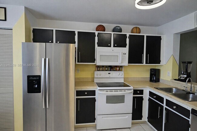 Photo - 1448 Churchill Cir Unit 103