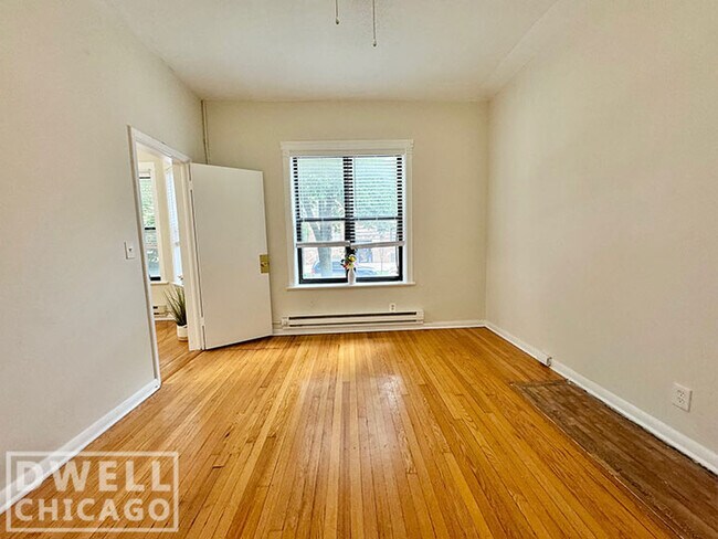 916 W Waveland Ave Unit 1A