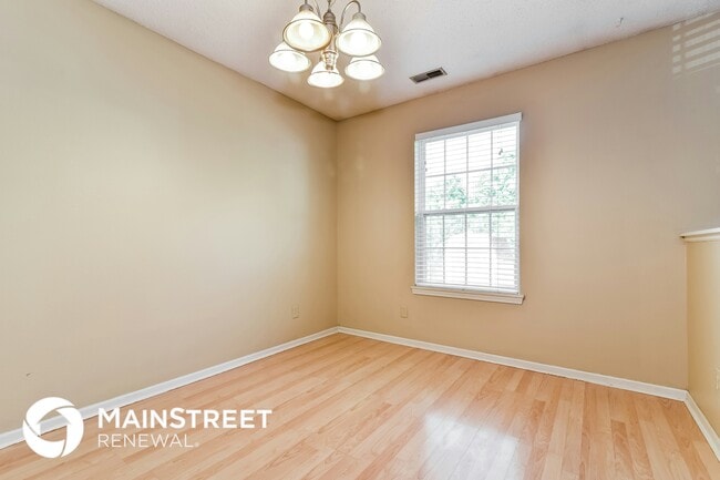 Photo - 5378 Milhouse Rd