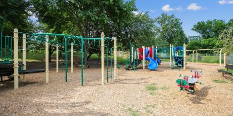 Montessori Living