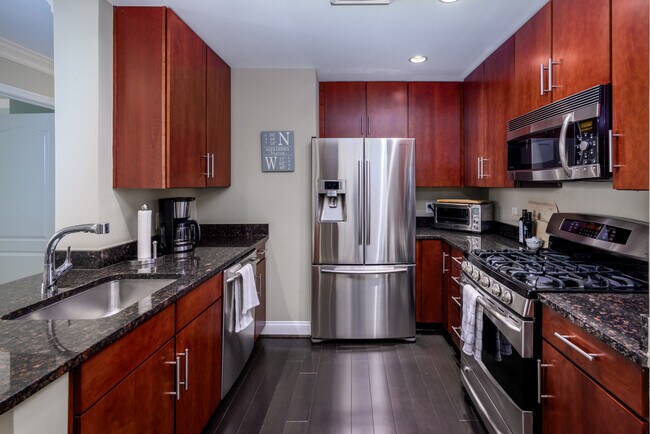 Photo - 525 N Fayette St Unit 613