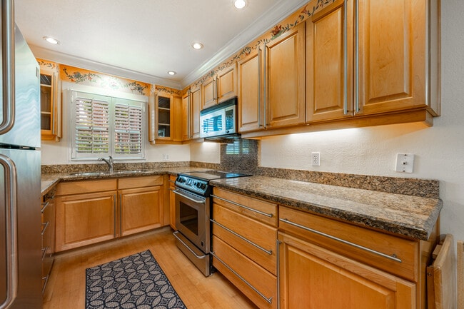 372 Georgetown Dr