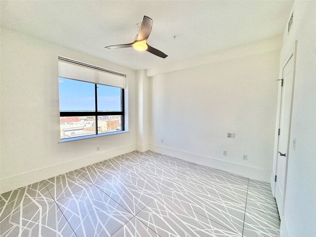 Photo - 2201 Market St Unit 802