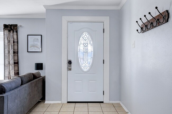 Photo - 10535 Breeds Hill Dr