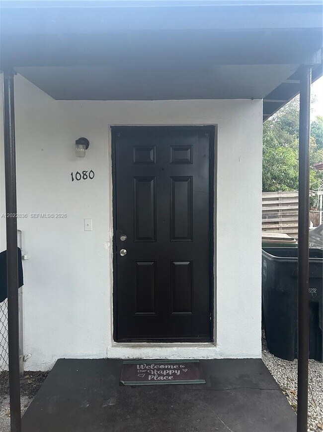 1080 NW 121st St
