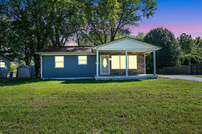 Photo - 9229 Donerail Way