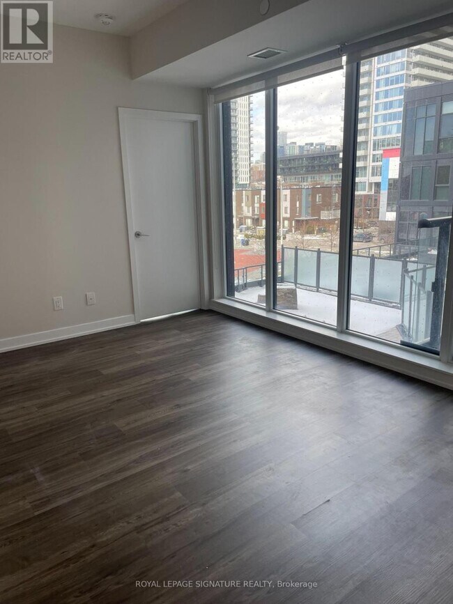 Photo - 25 Nicholas Ave Unit 322