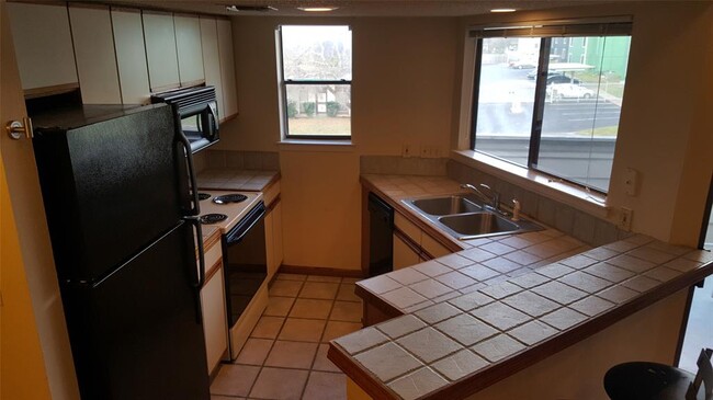 Photo - 2500 Burleson Rd Unit 221